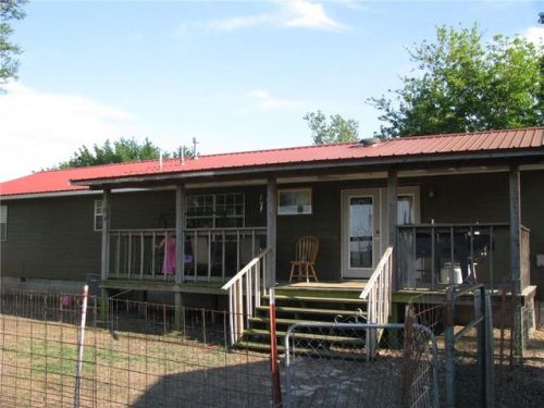 716 Houston St, Mason, OK 74859-1442