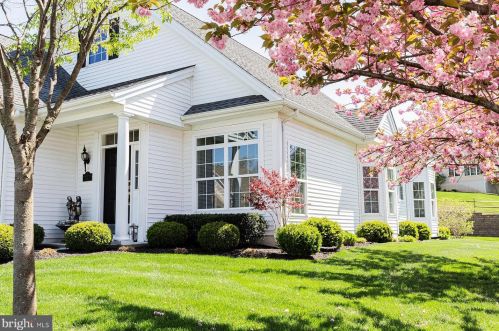 1700 Speedwell Rd, Lancaster, PA 17601-4628