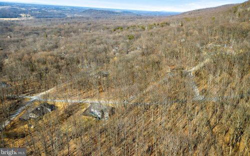 340 Revenoor Rd, Harpers Ferry WV exterior