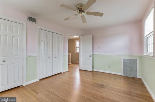 302 Crestwood Ave, Haddonfield NJ 08033-2917 exterior