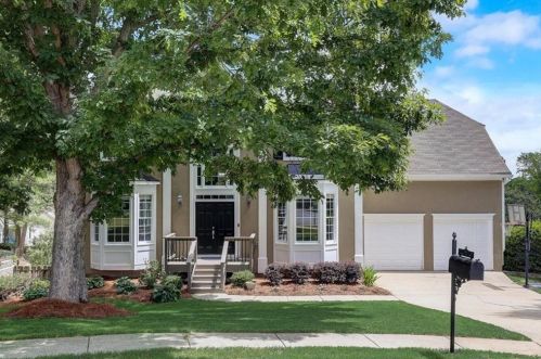 312 Laurel Run Cv, Buford, GA 30518-8129