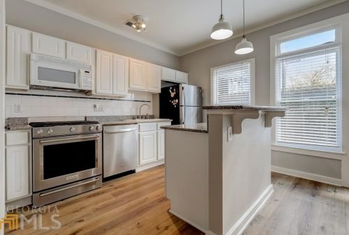 1516 Howell Mill Rd, Atlanta GA  30318-4238 exterior