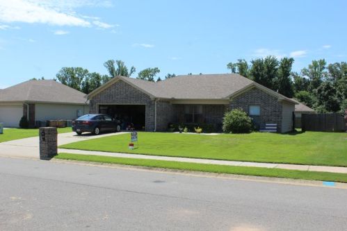 723 Rolling Rock Dr, Austin, AR 72007-9744
