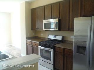 1032 Turin Dr, Pingree Grove IL  60140-5604 exterior
