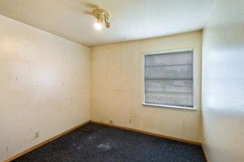 1854 Wintergreen Rd, Carrollton TX 75006-7543 exterior