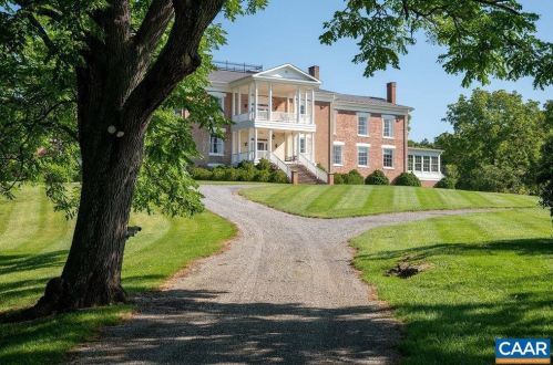 1066 Greyledge Rd, Lithia, VA 24066-4377