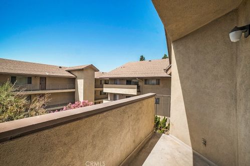 600 Stocker St, Glendale CA  91202-2266 exterior