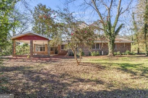 4898 Highway 155, Stockbridge GA  30281-2324 exterior