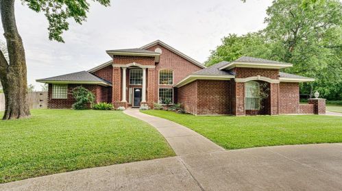 109 Dollar Ct, Waxahachie, TX 75165-9546
