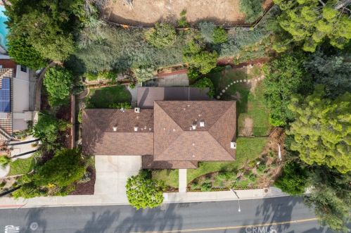 1430 Greenbriar Rd, Glendale CA  91207-1256 exterior