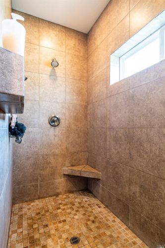 2000 Sanford Rnch Rd, Ukiah CA 95482-5251 exterior