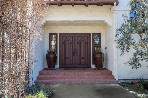 1190 Spring Creek Dr, Ripon, CA 95366-2227
