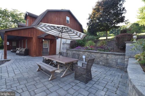 701 Rutt Rd, Bangor PA 18013-9602 exterior