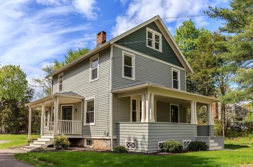 233 Monroe Tpke, Upper Stepney, CT 06468-2248