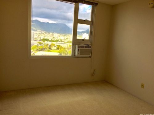 215 King St, Honolulu HI  96813-4503 exterior