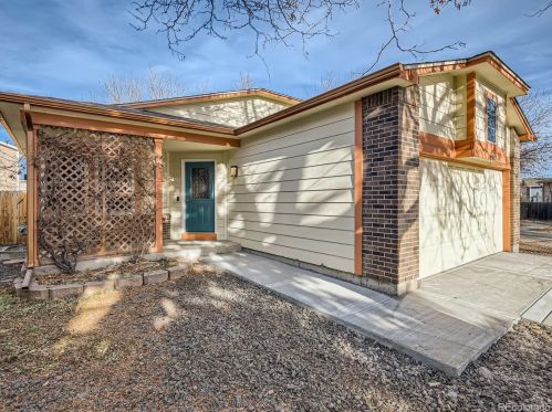 4907 63rd Ave, Arvada CO  80003-6613 exterior