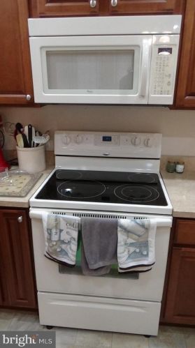 60 Gladwyn Dr, Carlisle, PA 17015-6901