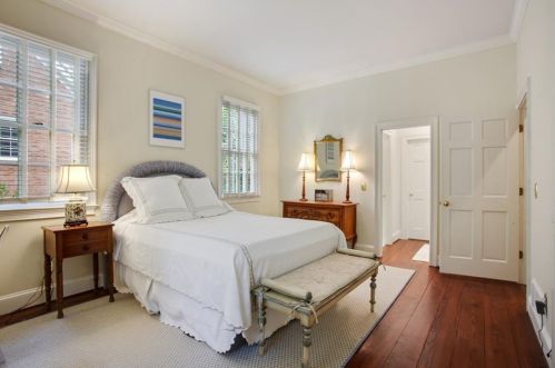 2839 Dover Rd, Atlanta GA  30327-1209 exterior