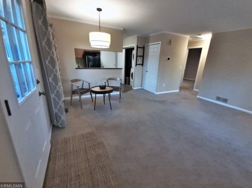 1573 Helmo Ave, Saint Paul MN  55128-5534 exterior