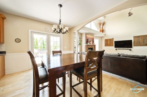 2247 Luther Lowell Ln, Sycamore IL  60178-8751 exterior