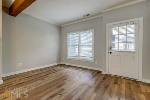 1516 Howell Mill Rd, Atlanta GA  30318-3165 exterior