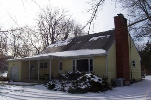 43278 Trevor Rd, Antioch, IL 60002-9231