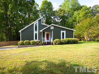 808 Pinewood Dr, Apex, NC 27502-1612