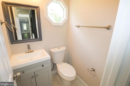 14500 Carona Dr, Silver Spring MD  20905-5885 exterior