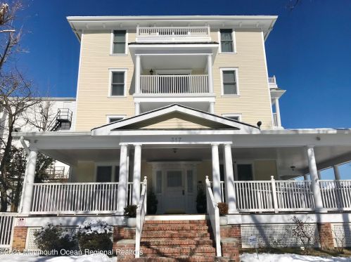 317 6th Ave, Tinton Falls, NJ 07712-5577