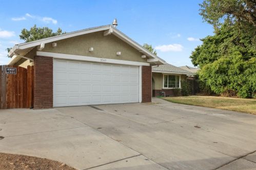3345 Wild Palms Dr, Modesto, CA 95355-3505