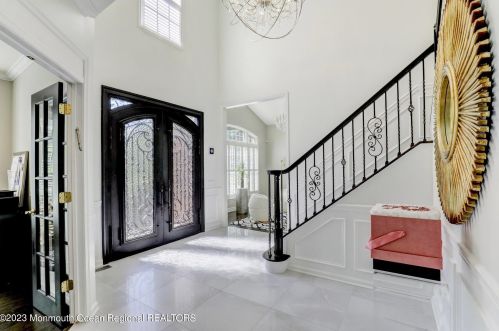 18 Crimson King Dr, Holmdel Village, NJ 07733-1532