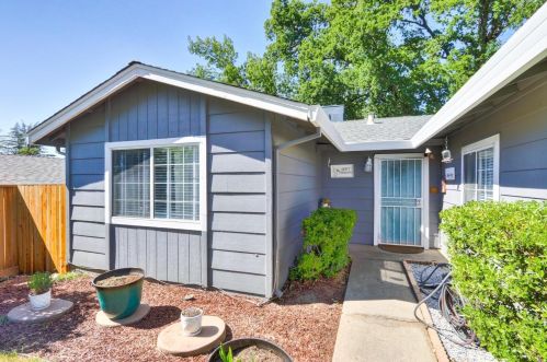 9217 Pershing Ave, Citrus Heights, CA 95662-4803