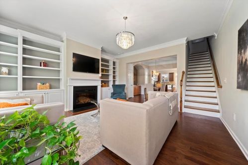 1741 Breyerton Dr, Atlanta, GA 30329-4712