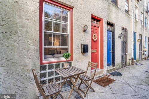 777 3rd St, Philadelphia PA  19123-2903 exterior