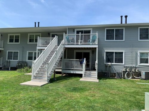 114 Carriage Path, Milford, CT 06460-7540