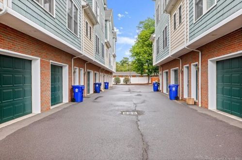 140 Main St, Norwalk CT  06854-3626 exterior