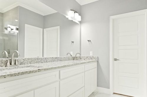 1524 Langston St, Fort Worth TX  76105-2723 exterior