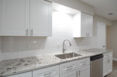 2203 Sheraton Dr, Carrollton TX  75007-5732 exterior