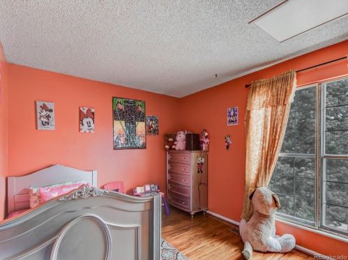 16492 Wyoming Dr, Aurora CO 80017-4159 exterior