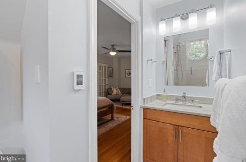 1314 Dl Dr, Silver Spring MD 20910-1601 exterior