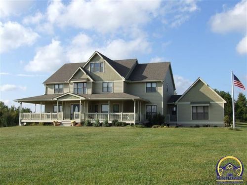 6110 69th St, Auburn, KS 66402-9729