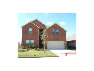 2401 Eisenhower Dr, Mckinney TX  75071-2969 exterior