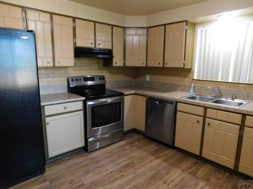 2640 Sherwood Ln, Pueblo CO  81005-3316 exterior