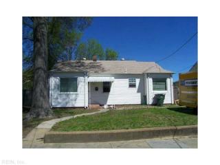 3624 Essex Cir, Norfolk VA  23513-3536 exterior