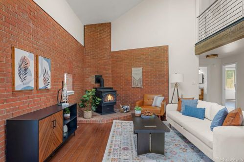 395 Cougar Dr, Boulder CO  80302-9521 exterior