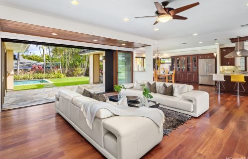 4761 Farmers Rd, Honolulu HI  96816-5445 exterior