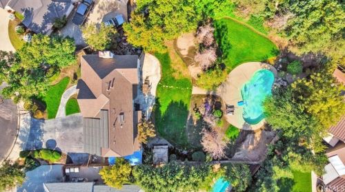 2915 Mckelvy Ave, Clovis, CA 93611-6013
