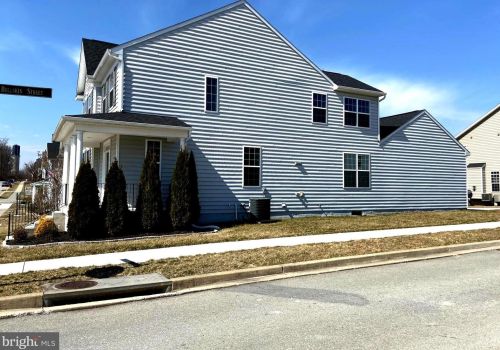 118 Union Ridge Dr, Charles Town, WV 25414-4937