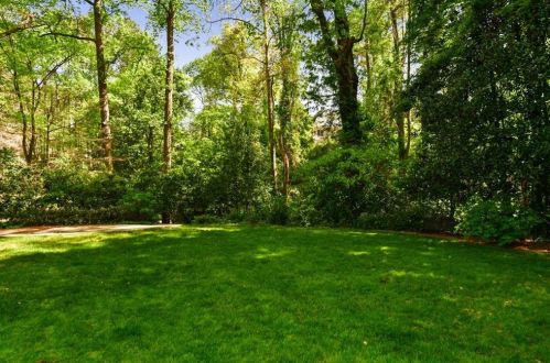 3203 Lenox Rd, Atlanta GA  30324-2512 exterior