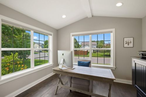 8009 Greenbriar Ln, Saint Paul MN  55125-8472 exterior